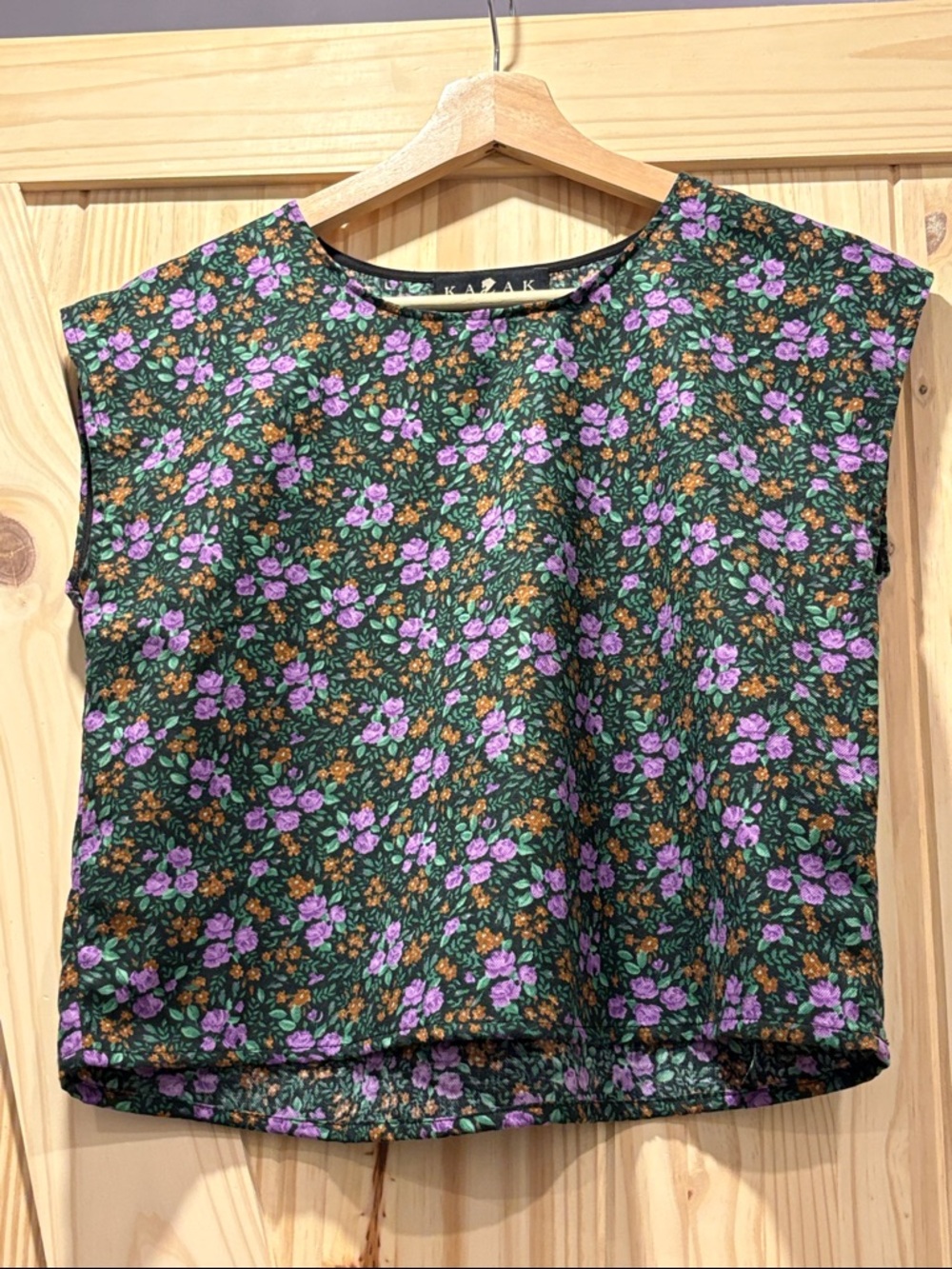 Kazak floral crop top